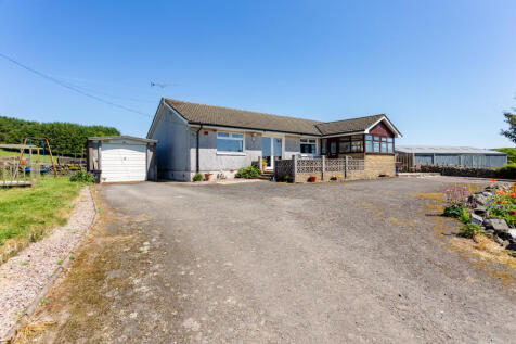 Front View, Driveway, Garage
