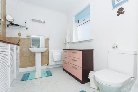 Ensuite Shower Room