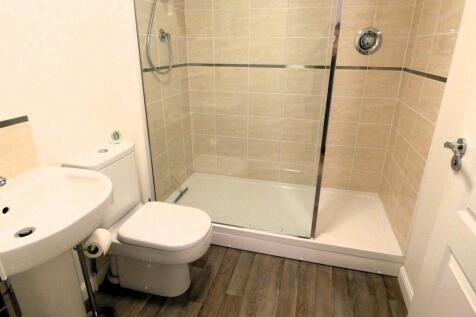 2ND FLOOR SHOWER ROOM