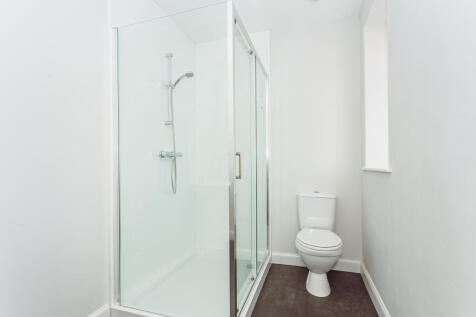 Family Shower Room