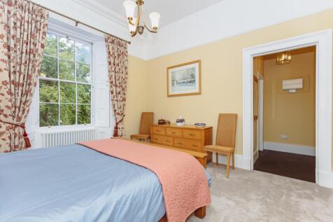 En-Suite Bedroom