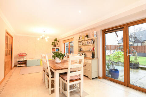 Family Dining Kitchen