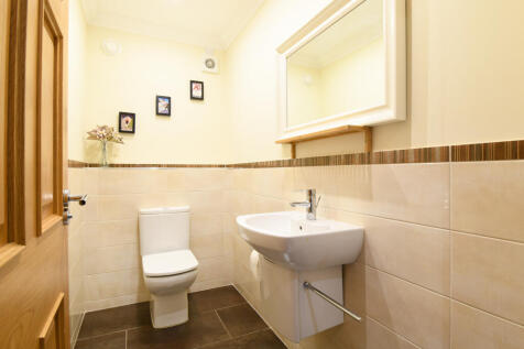 Cloakroom WC
