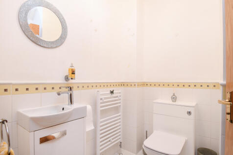 Cloakroom WC