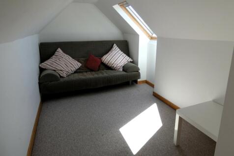 UPPER FLOOR