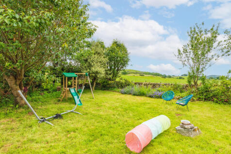 Rear Garden Grounds