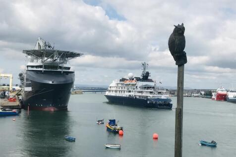 Harbour Ships