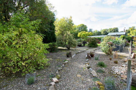 Private Garden Entry