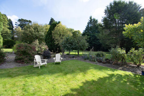 Private Garden