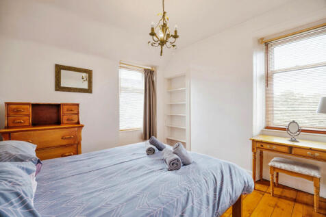 Bed 3 alt