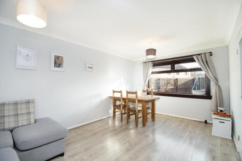 Lounge Dining Room