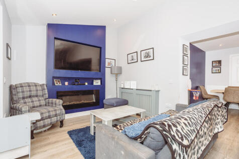 Open Plan Living/Dining Space