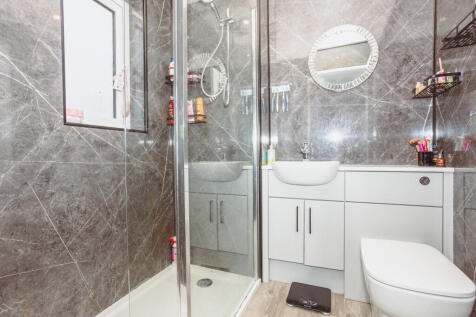 Ensuite Shower Room
