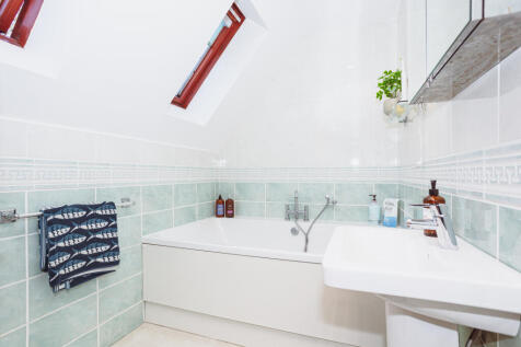 Bedroom One En-suite Bathroom