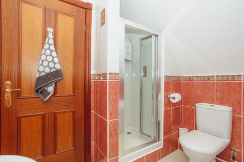 Upstairs Family Bathroom