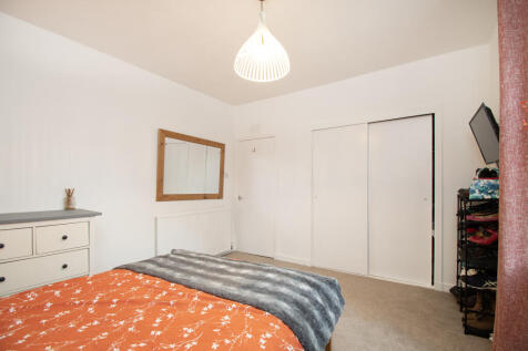 Bedroom2
