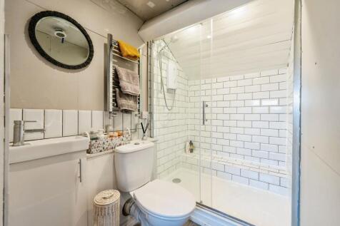Shower_room