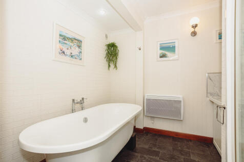 Downstairs Bathroom