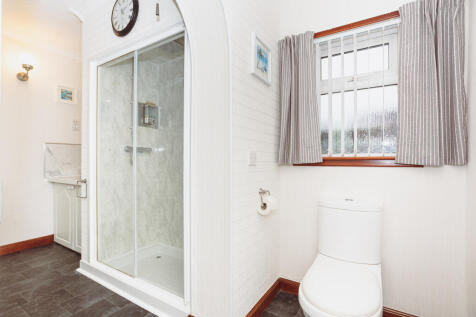 Downstairs Bathroom