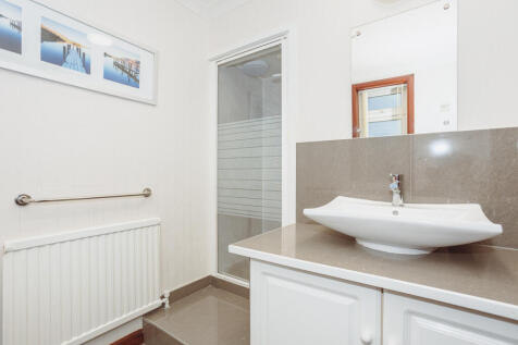 Ensuite Shower Room