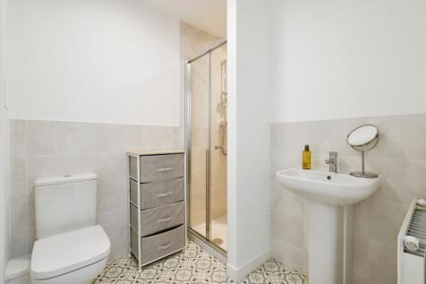 Master En-Suite