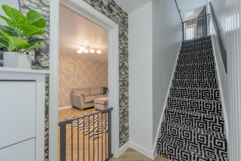 18_entrance_1