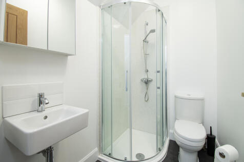 Bedroom 1 En-suite