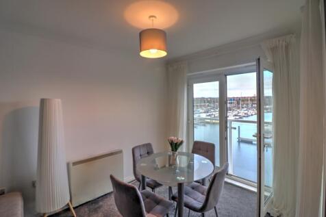 Dining area2