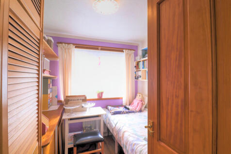 Bed 3 extra