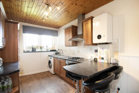 Breakfasting Kitchen