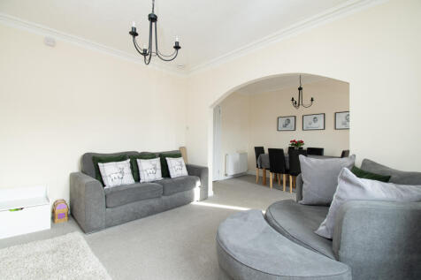 Lounge to Dining Area