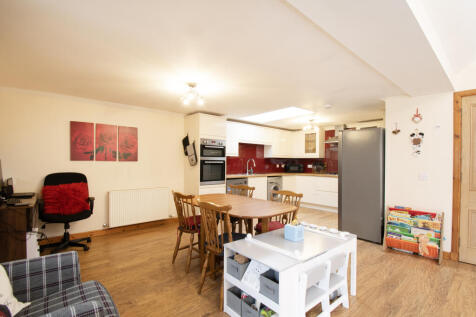 Dining Kitchen Area