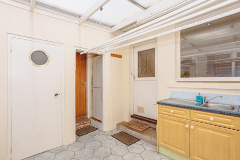 Conservatory/Utility Room