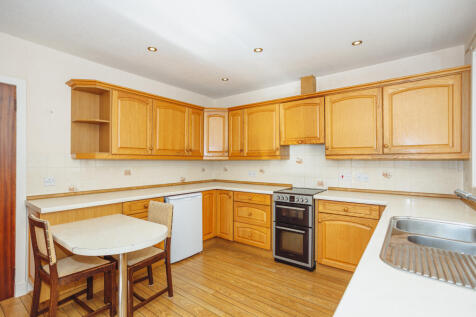 Dine-in Kitchen