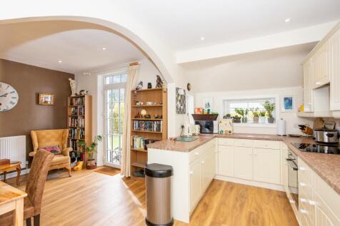 Open Plan Kitchen/Dining Room