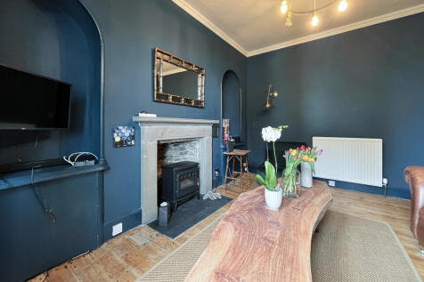 Lounge 2