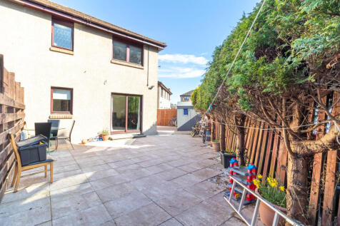Rear Garden/Rear Elevation