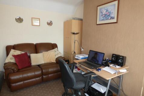 BEDROOM OFFICE