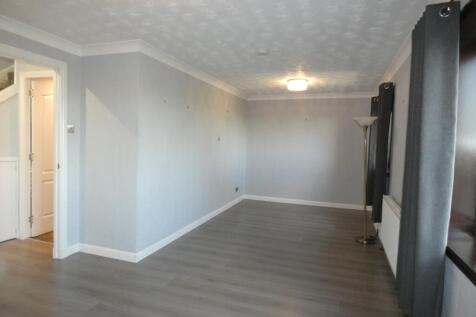 LOUNGE / DINING