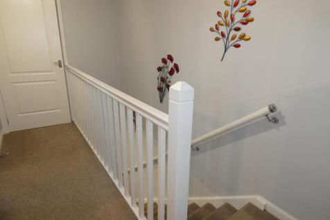 UPPER LANDING