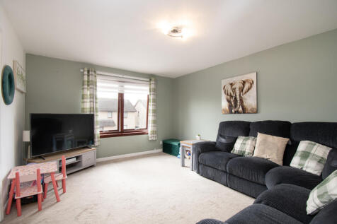 Lounge Dining Room