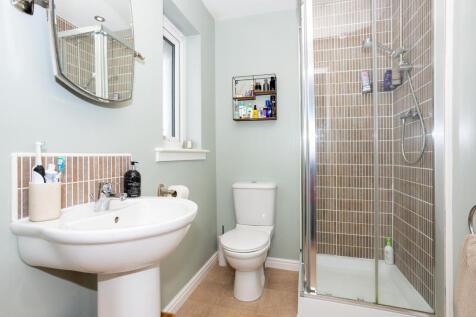 Bedroom One En-suite