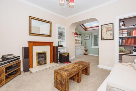 Living Room &amp; Dining Room