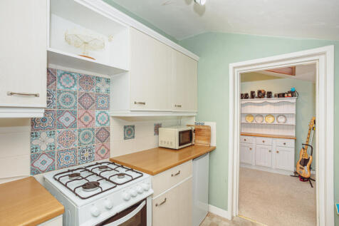 Kitchen &amp; Dining Room