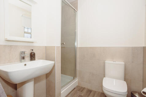 Bedroom One En-suite