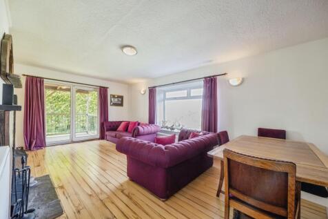 Living Room - Dining Area
