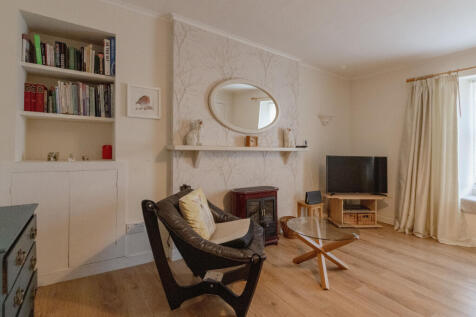 Lounge 2