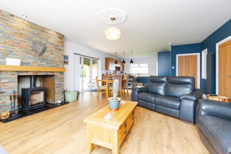 Open Plan Kitchen/Family Room