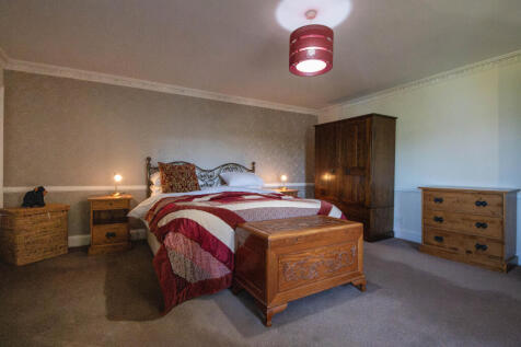 Bed 1 alt
