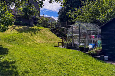 Garden Rear